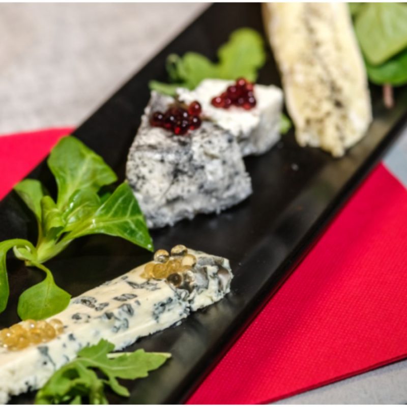 Saveurs Modernes Balsamic Pearls with Truffle